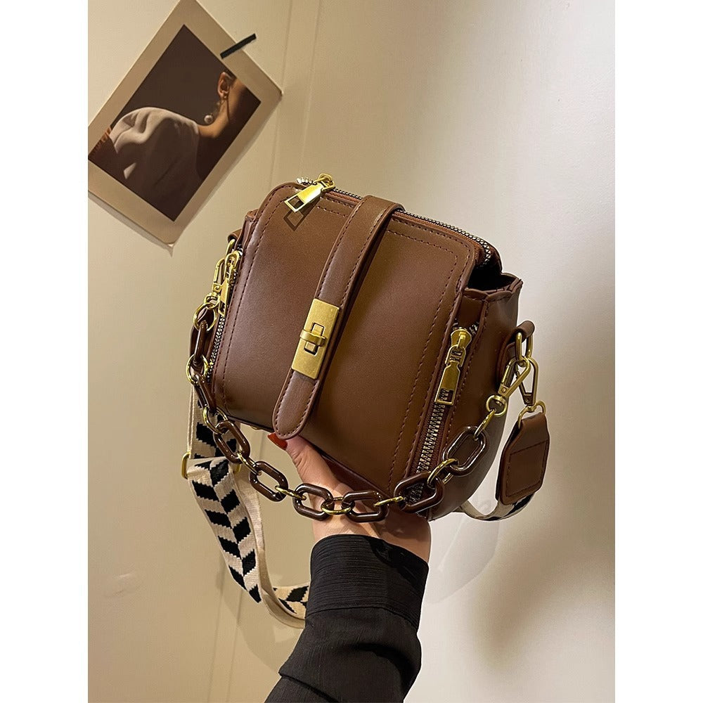 Chic Crossbody Handbag LoungeYard — product view 1
