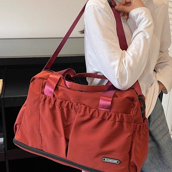 Versatile Utility Travel Duffle Bag LoungeYard — product view 2