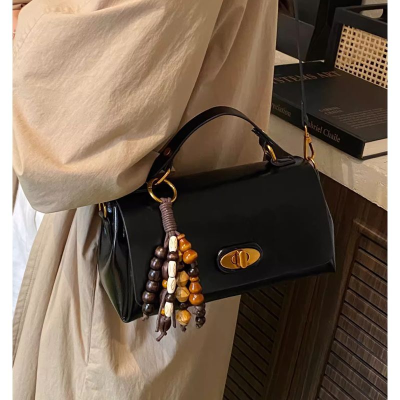 Elegant Structured Handheld Purse LoungeYard — product view 4