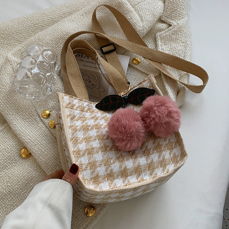 Houndstooth Patterned Tote Bag — product view 7