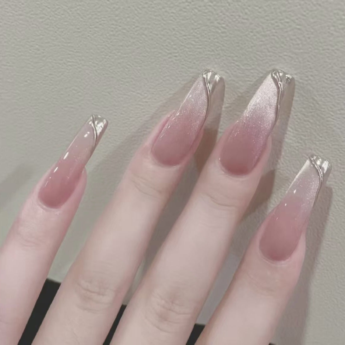 Elegant Glossy Press-On Nail Set — product view 1
