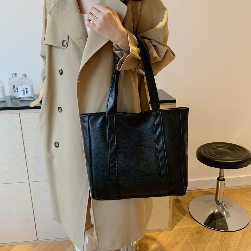 Classic Faux Leather Tote Bag LoungeYard — product view 3