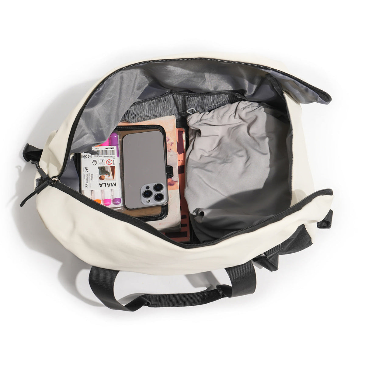 Versatile Travel Duffle Bag — product view 2