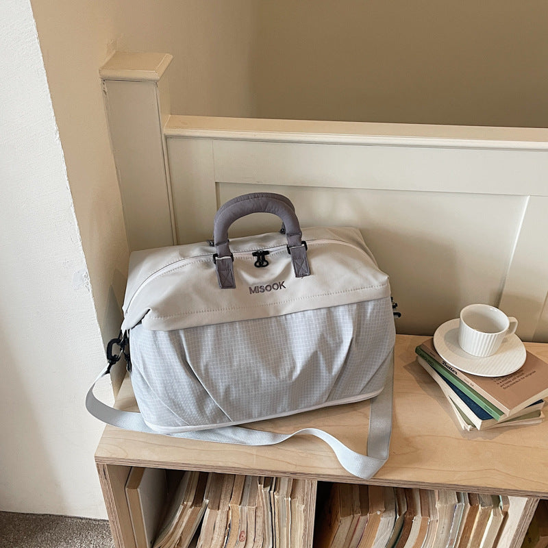 Multi-Functional Stylish Travel Duffle Bag — product view 5