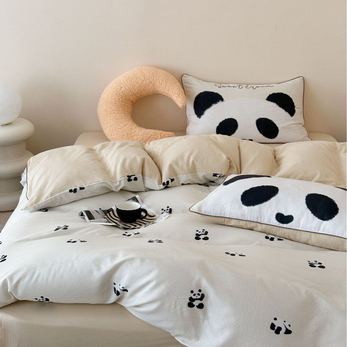 Children's bedding set with delicate bunny watercolor designs and extra-soft jersey touch — product view 7