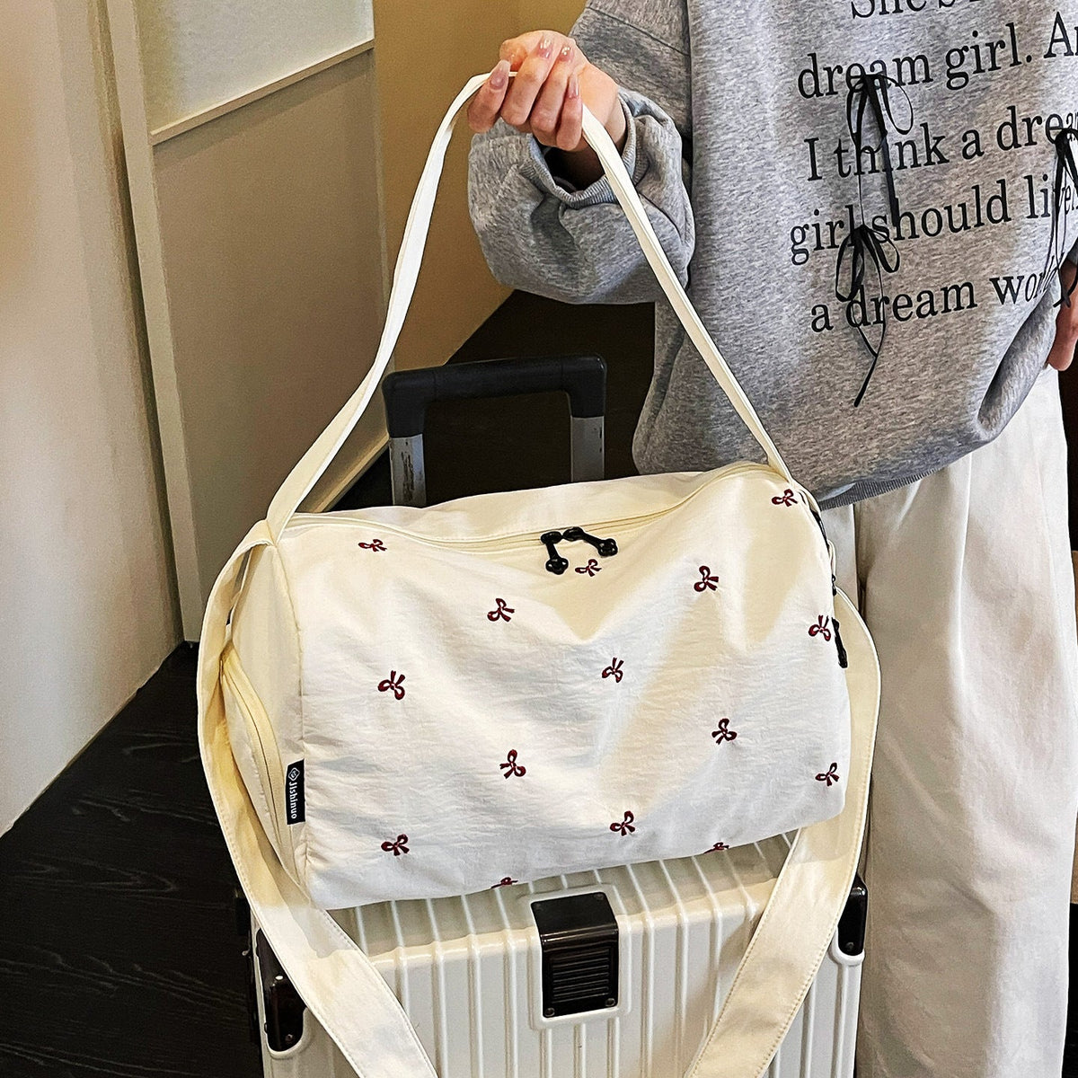 Spacious Utility Gym Bag LoungeYard — product view 4