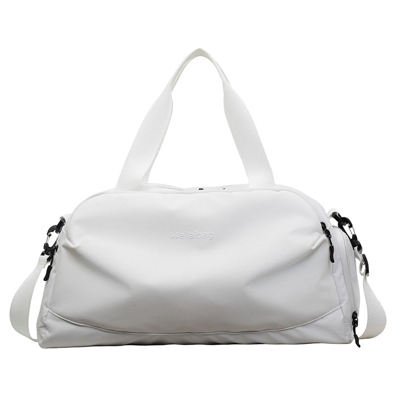 Versatile sports bag with practical interior pocket and detachable shoulder strap LoungeYard — product view 7