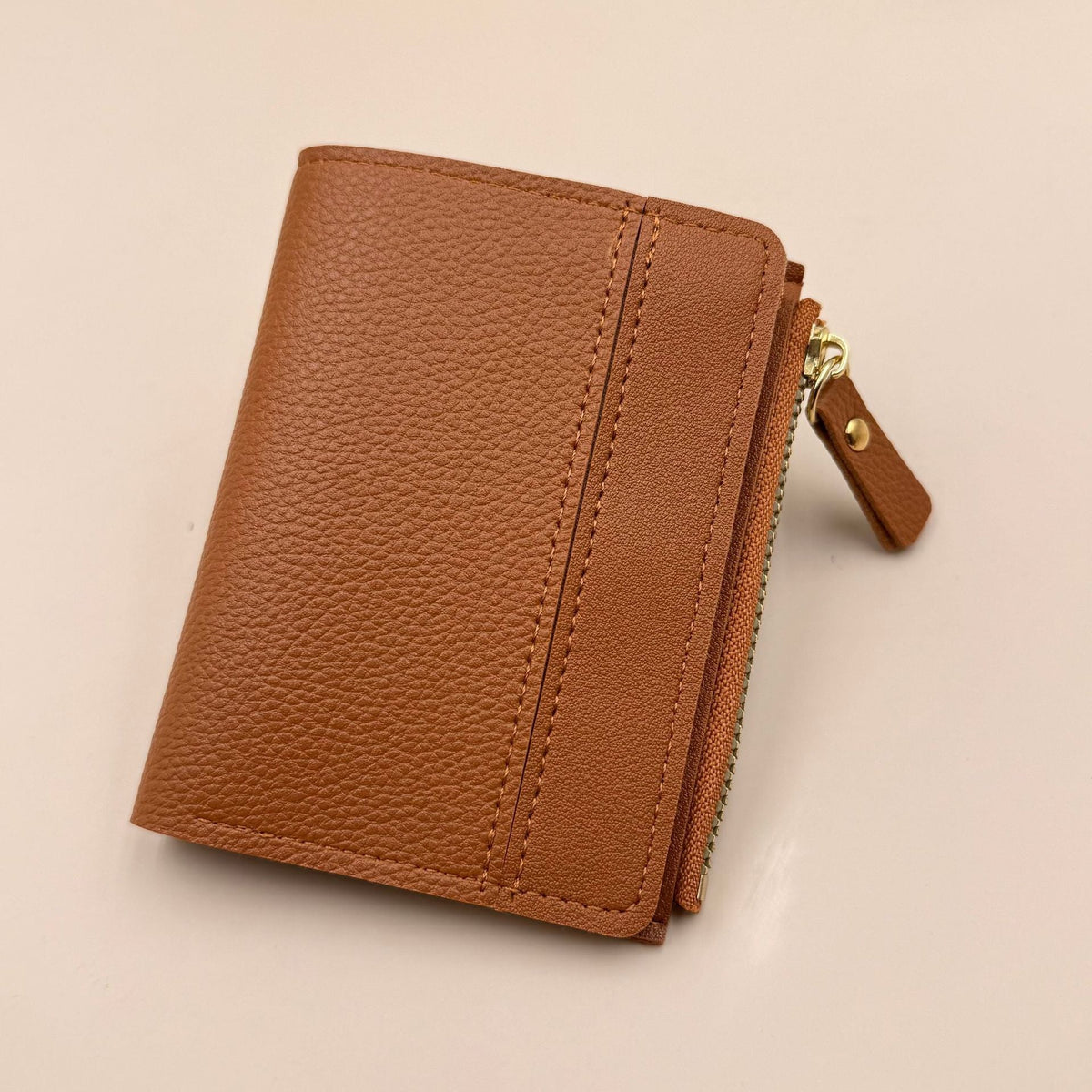 Multifunctional Leather Wallet Organizer — product view 1