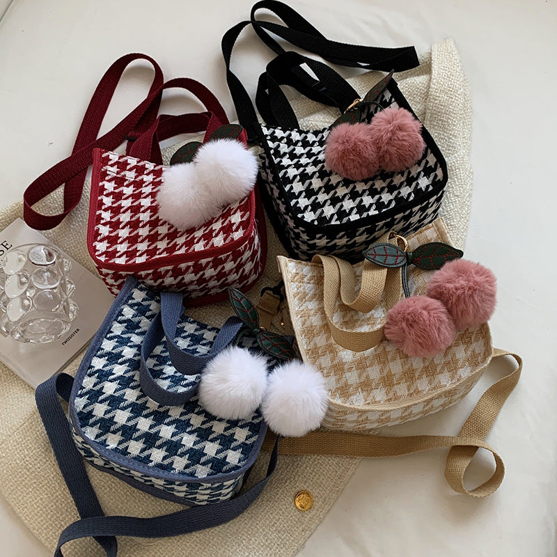 Houndstooth Patterned Tote Bag — product view 2