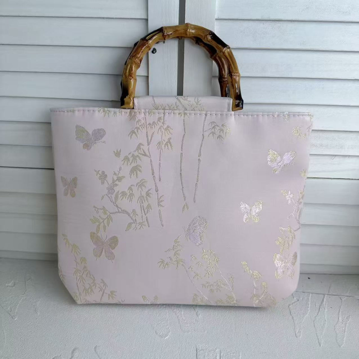 High-quality cotton tote bag with bamboo handles LoungeYard — product view 6