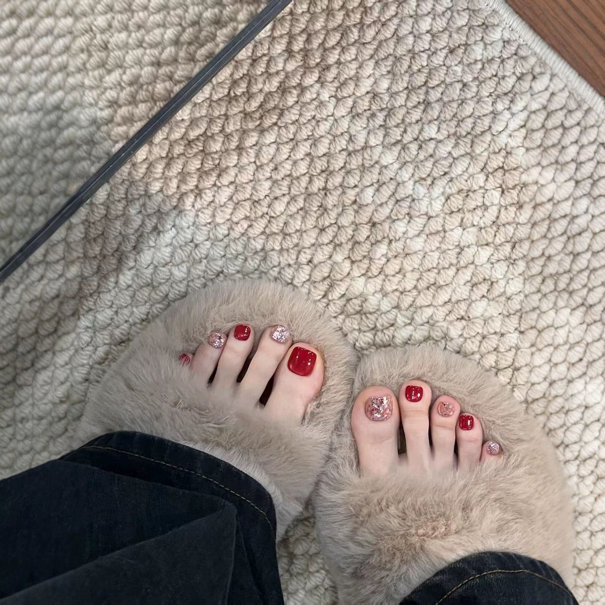 Glittery Pedicure Nail Art — product view 2