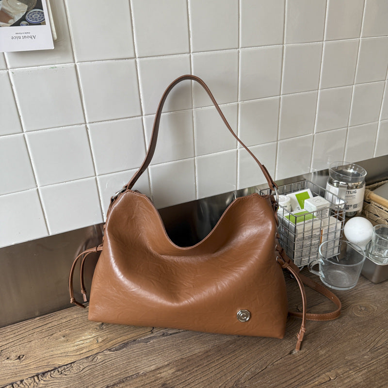 Luxurious Slouchy Handbag LoungeYard — product view 6