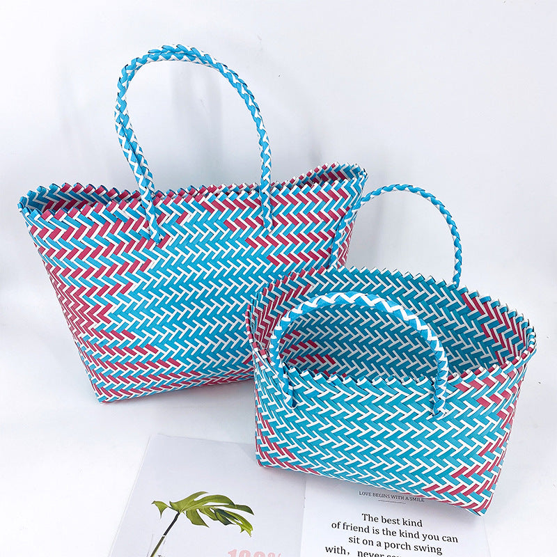 Stylish and Spacious Tote Bag LoungeYard — product view 1
