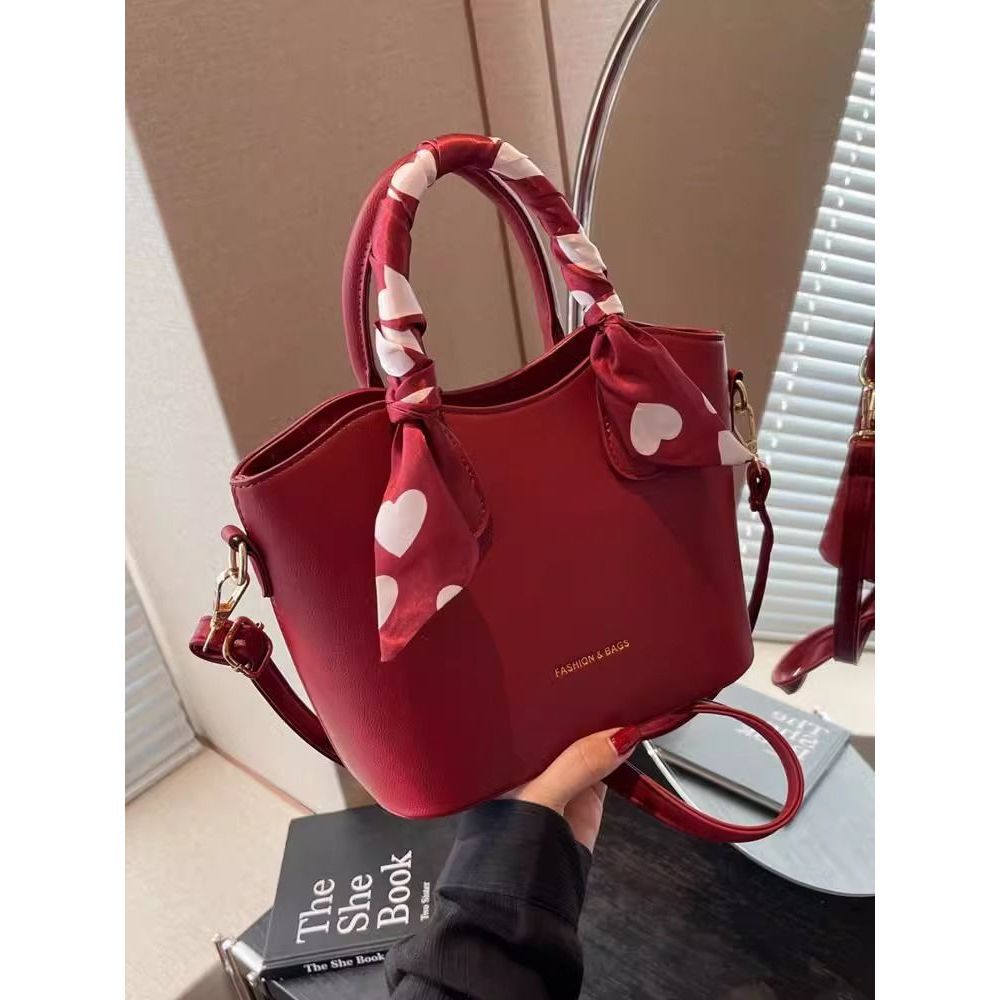 Chic Mini Handbag LoungeYard — product view 1