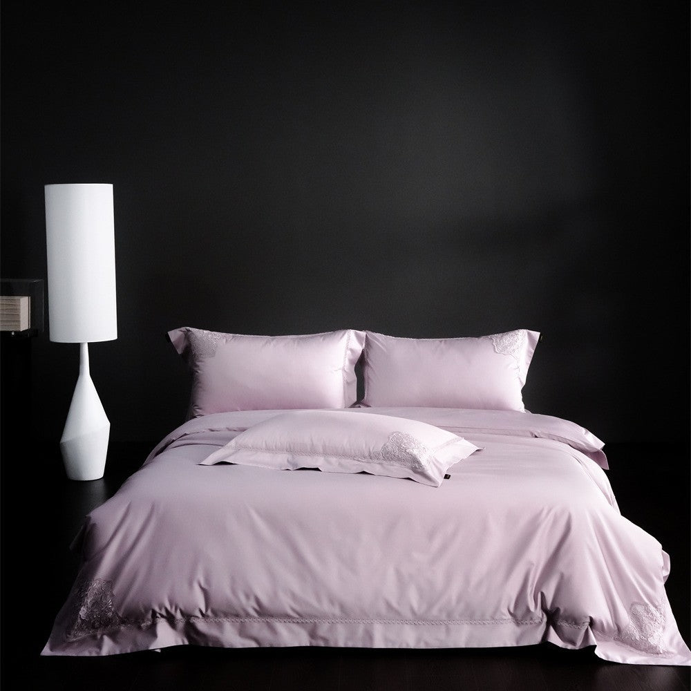 Duvet cover set made of fine cotton satin with subtle corner embroideries — product view 6