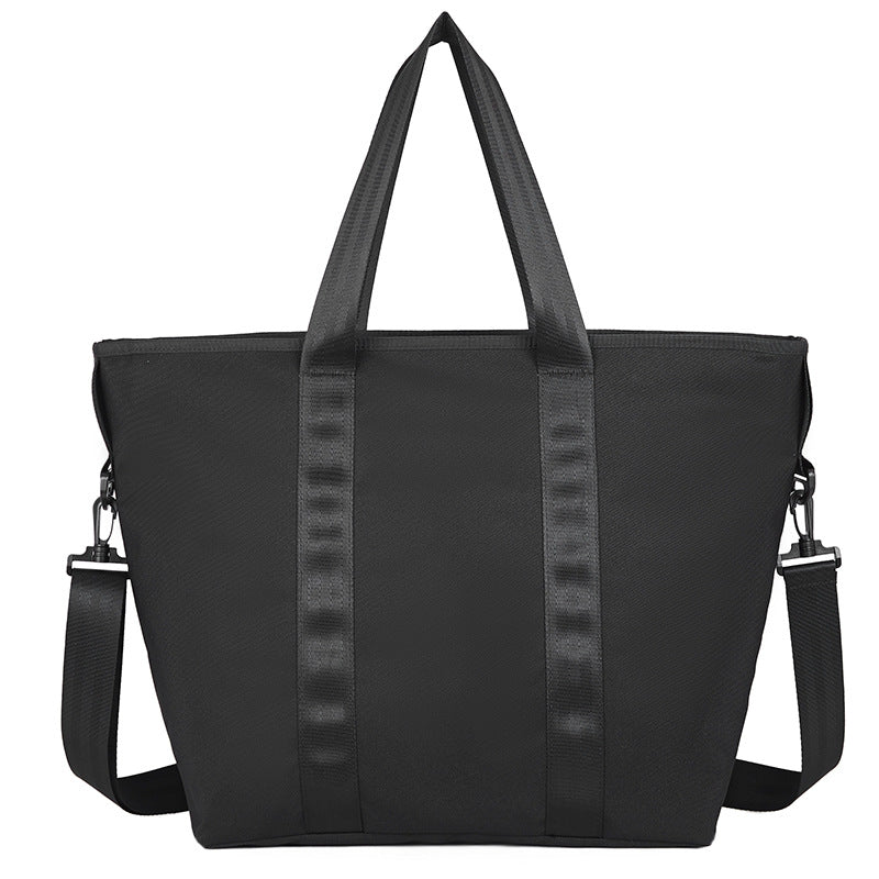 WoMulti-Functional Travel Tote Bag LoungeYard — product view 1