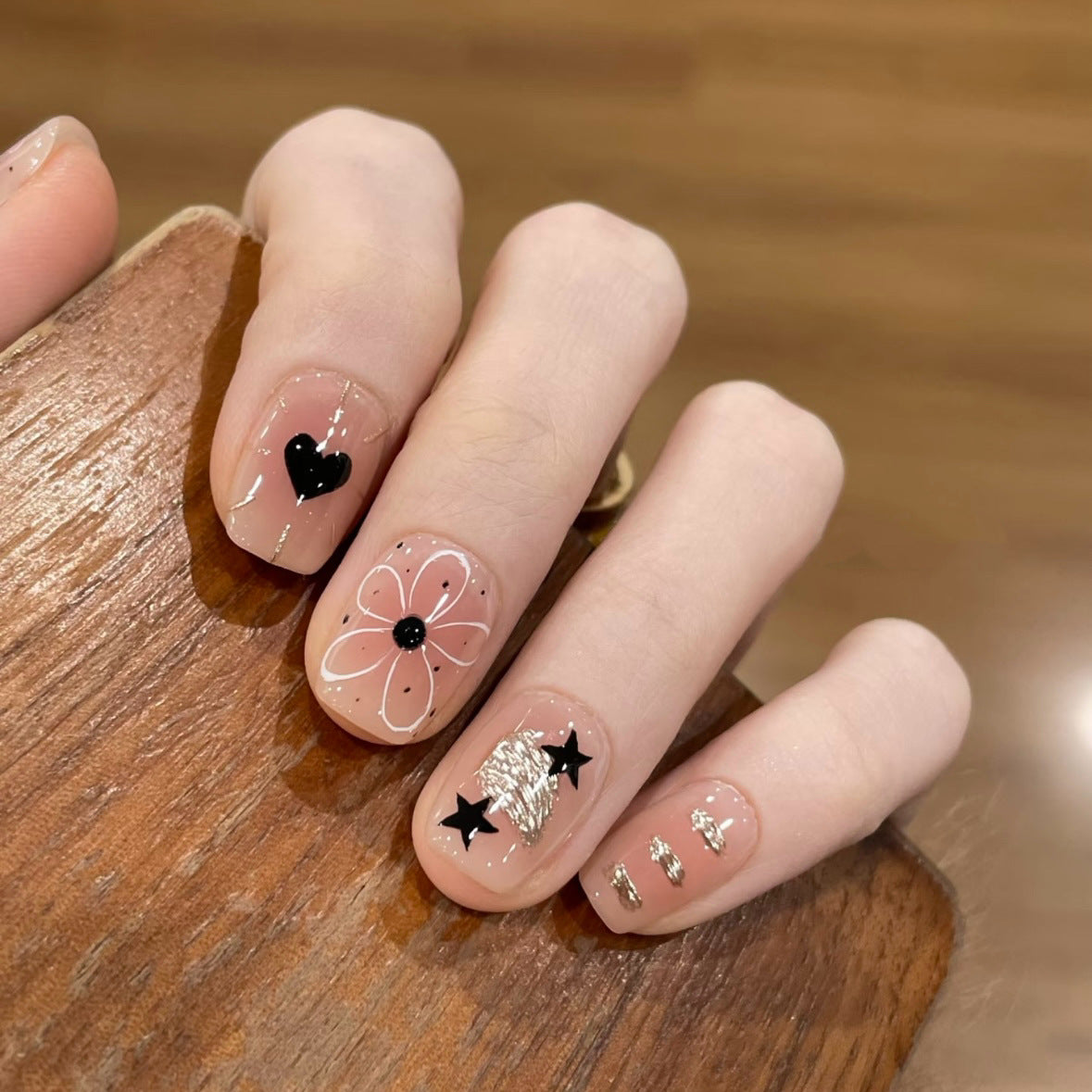 Artistic Custom Press-On Nail Set 1790745511 — product view 1