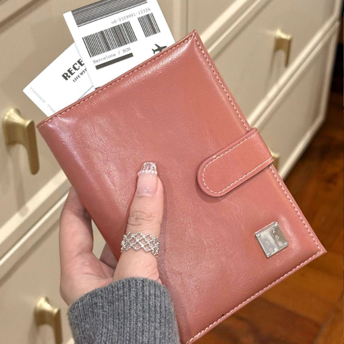 Premium Leather Travel Organizer LoungeYard — product view 7