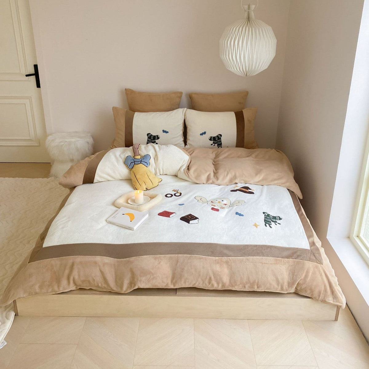 Cozy bedding set with plush border, embroidered appliqués, and reversible function — product view 6