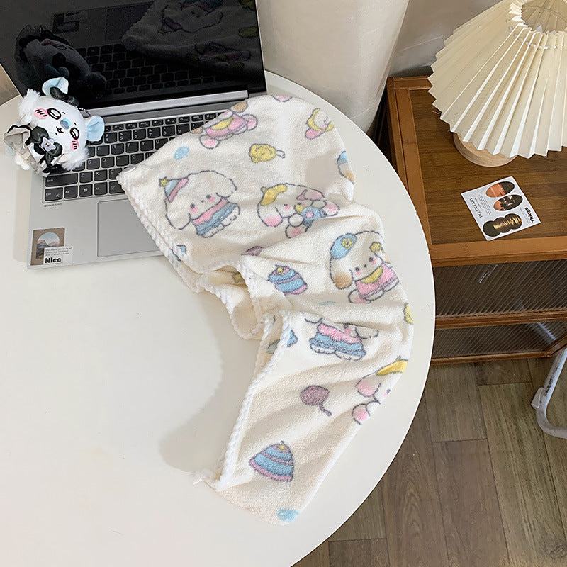 Cuddly blanket with playful animal motif LoungeYard — product view 7