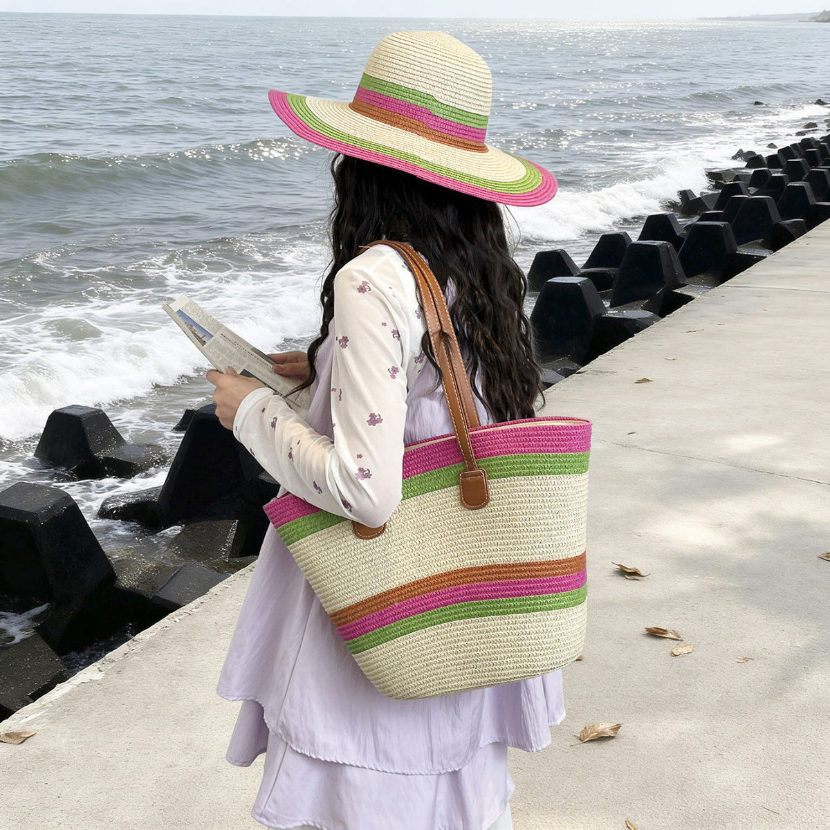 WoColorful Straw Beach Tote Bag LoungeYard — product view 2