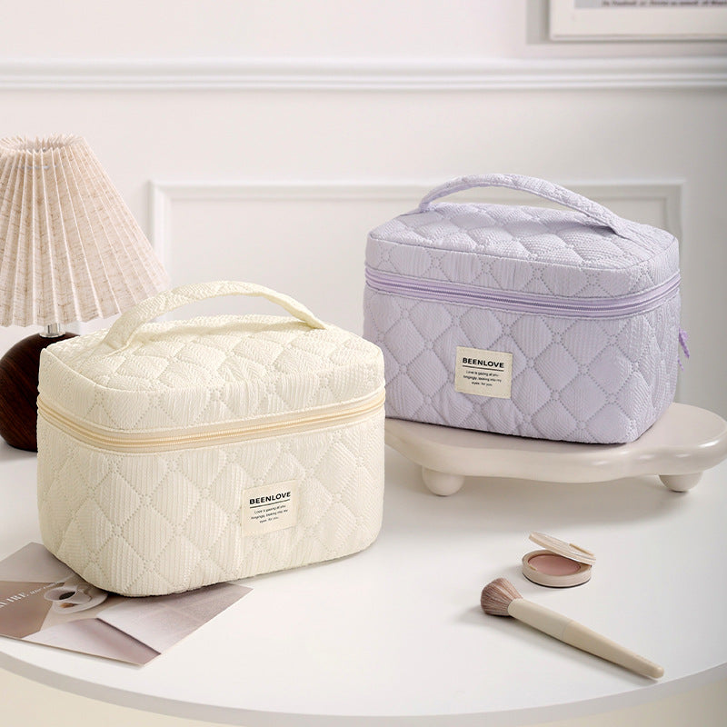 Quilted Multi-Compartment Makeup Organizer LoungeYard — product view 1