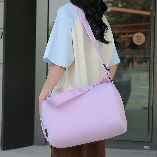 Sleek All-Day Crossbody Bag LoungeYard — product view 3