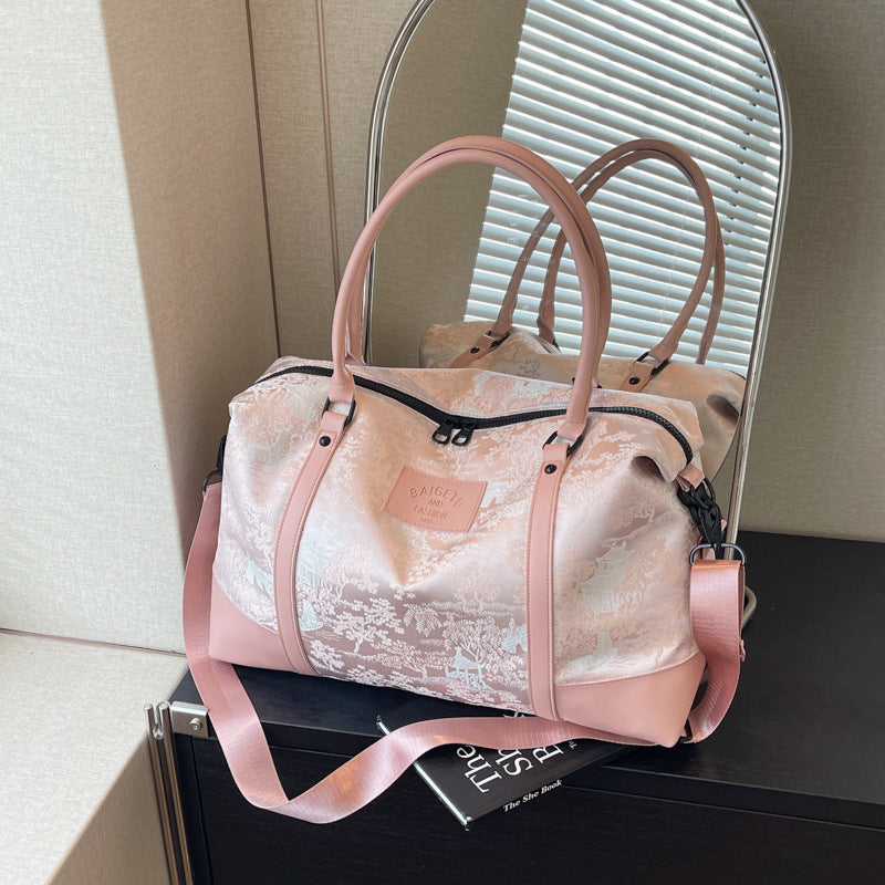 Padded weekend bag LoungeYard — product view 2