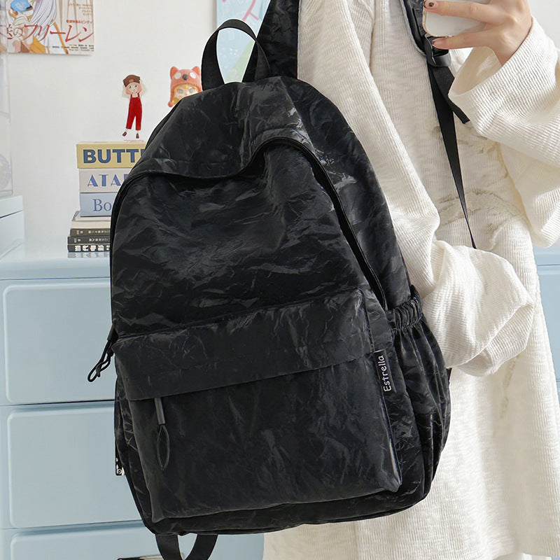 Retro-Inspired Lightweight Backpack LoungeYard — product view 2