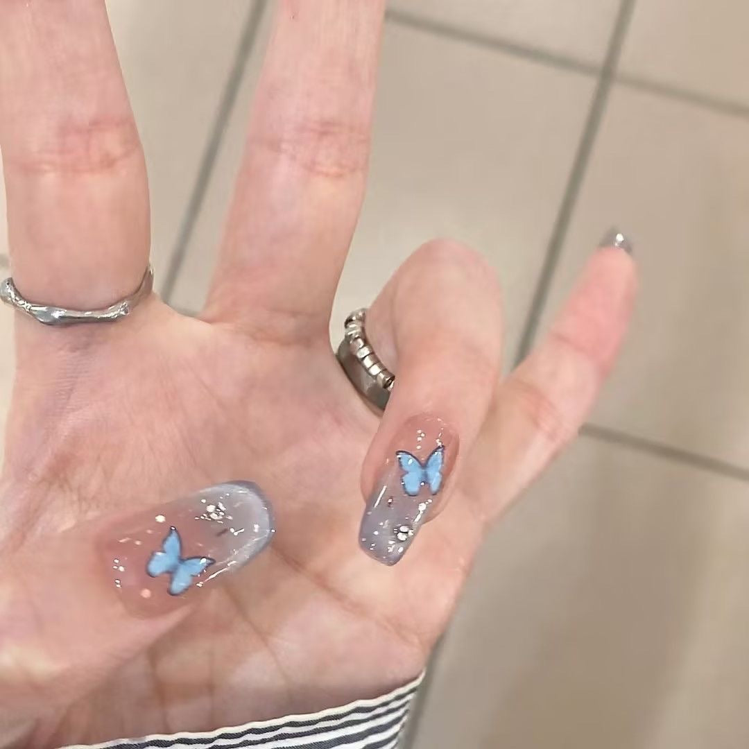 Artistic Butterfly Design Press-On Nails — product view 3