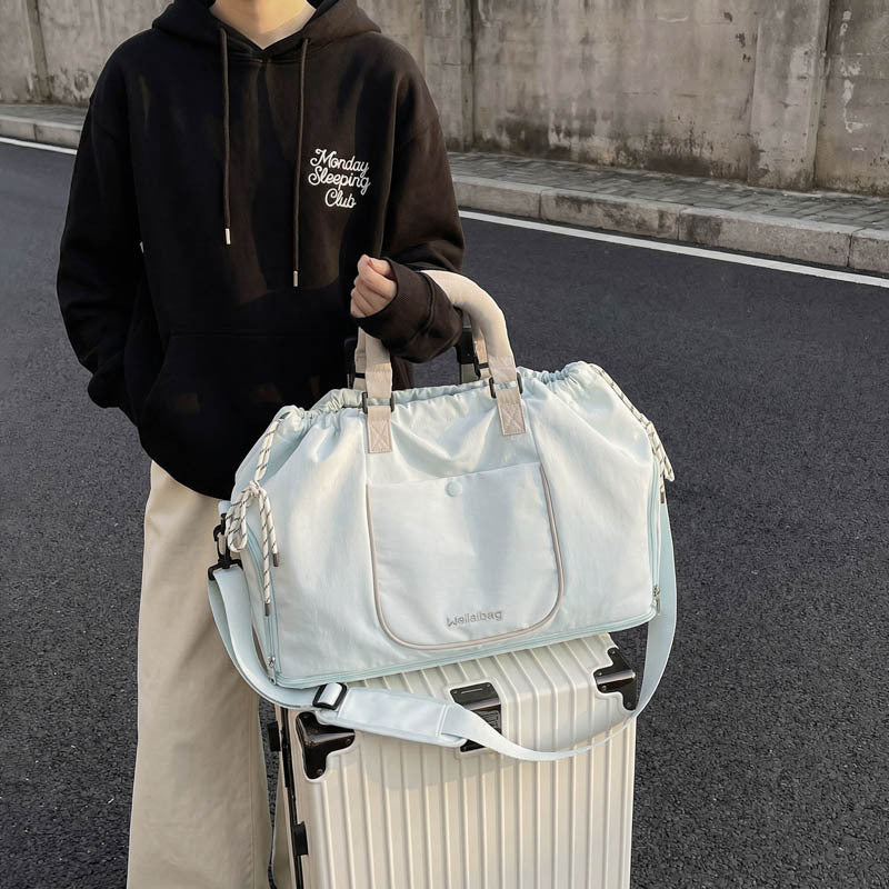 Multi-Functional Travel Duffel Bag with Adjustable Strap LoungeYard — product view 7