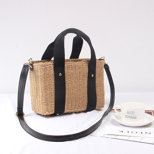 Spacious straw tote bag with comfortable, reinforced handles LoungeYard — product view 2