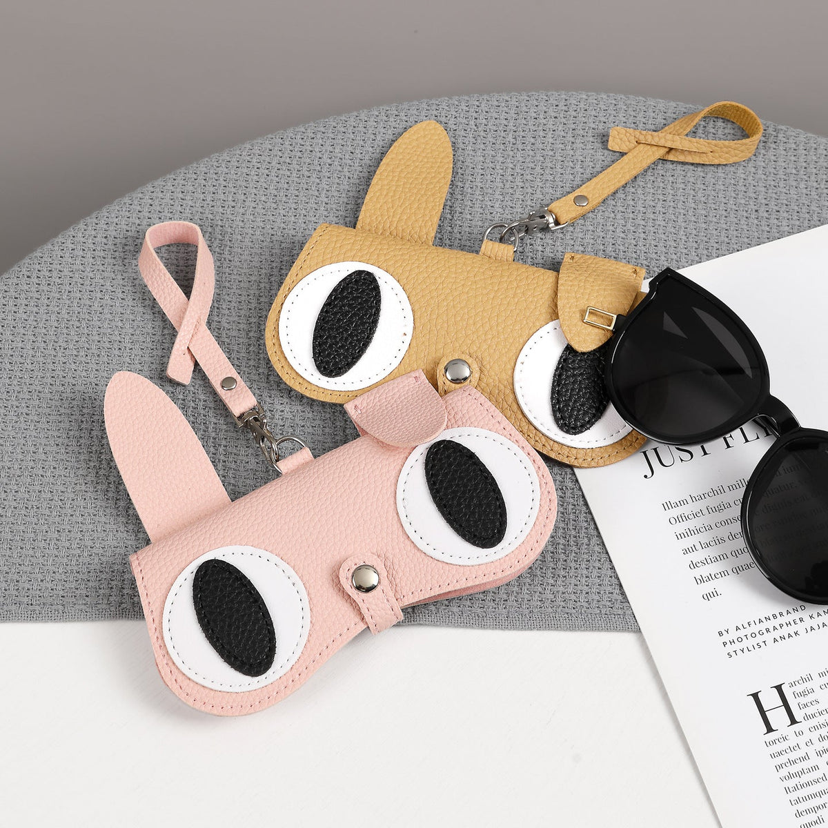 Playful Animal-Themed Coin Pouch — product view 7