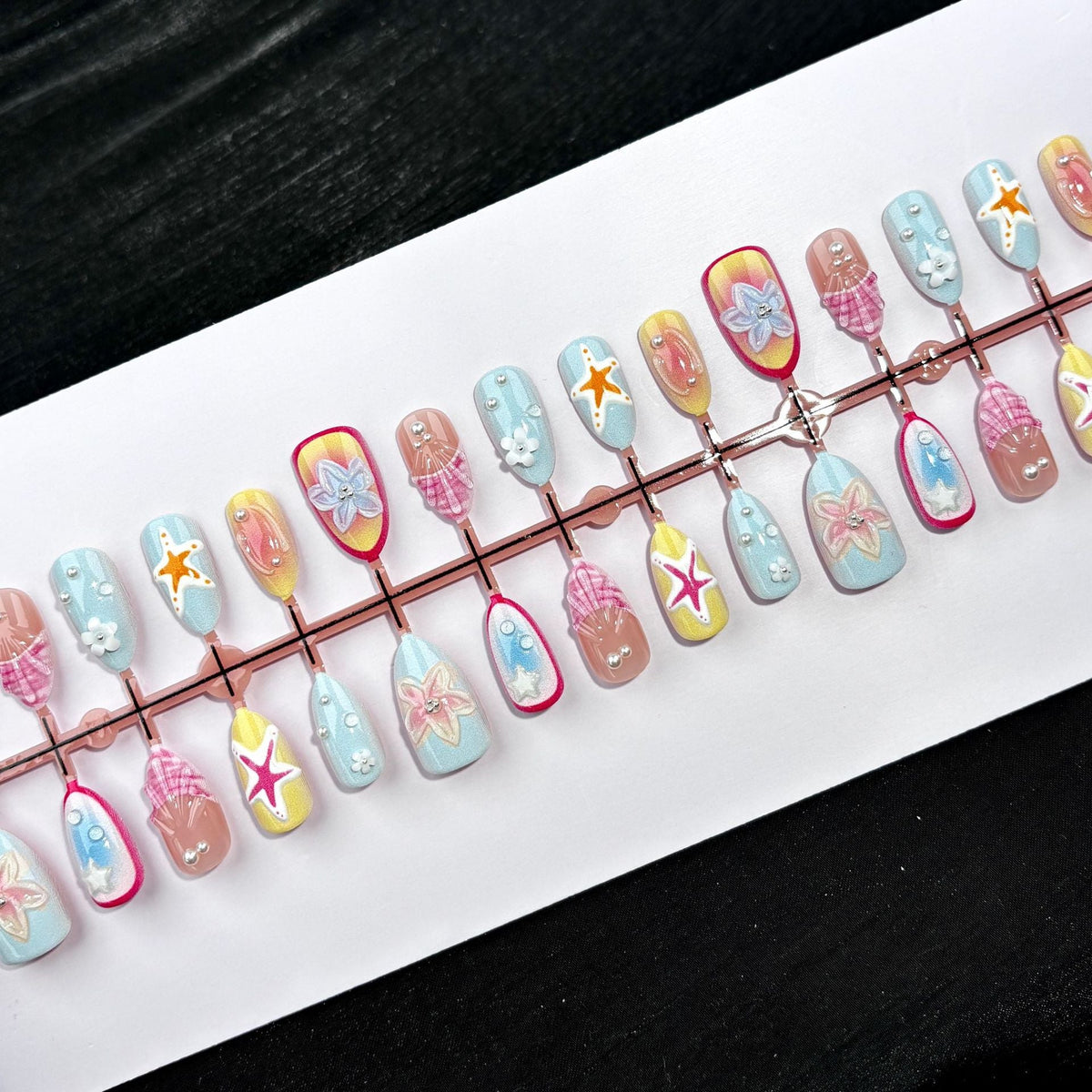 Designer Nail Art Kit — product view 2