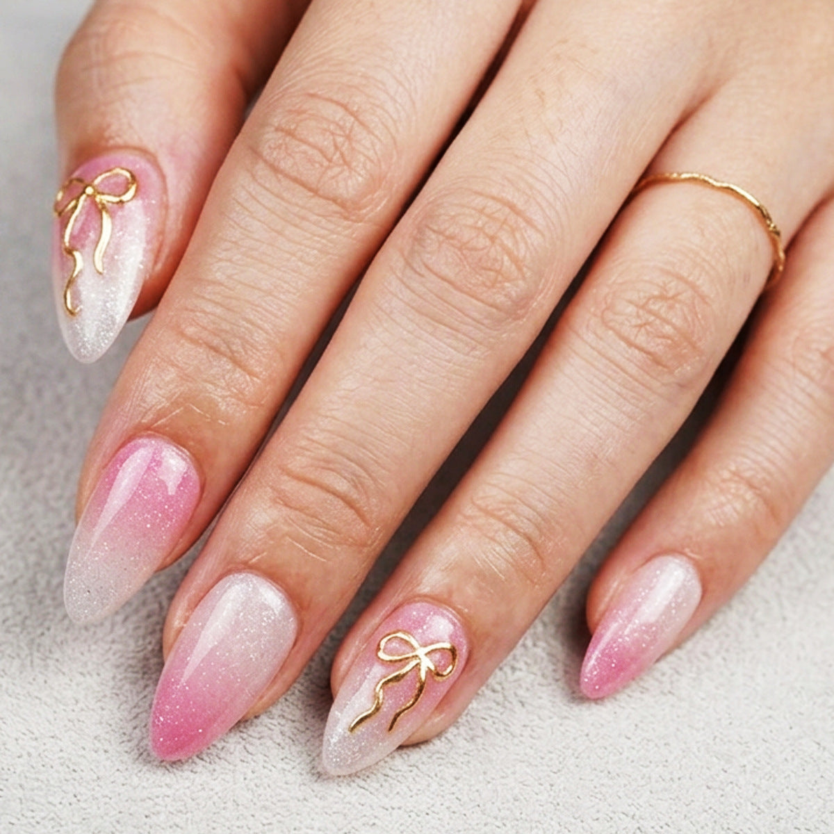 Glamorous Press-On Nail Set — product view 2