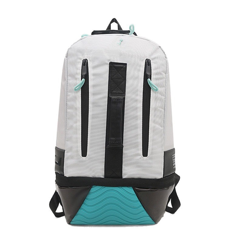 Sporty backpack with insulating bottom and water-repellent surface LoungeYard — product view 5