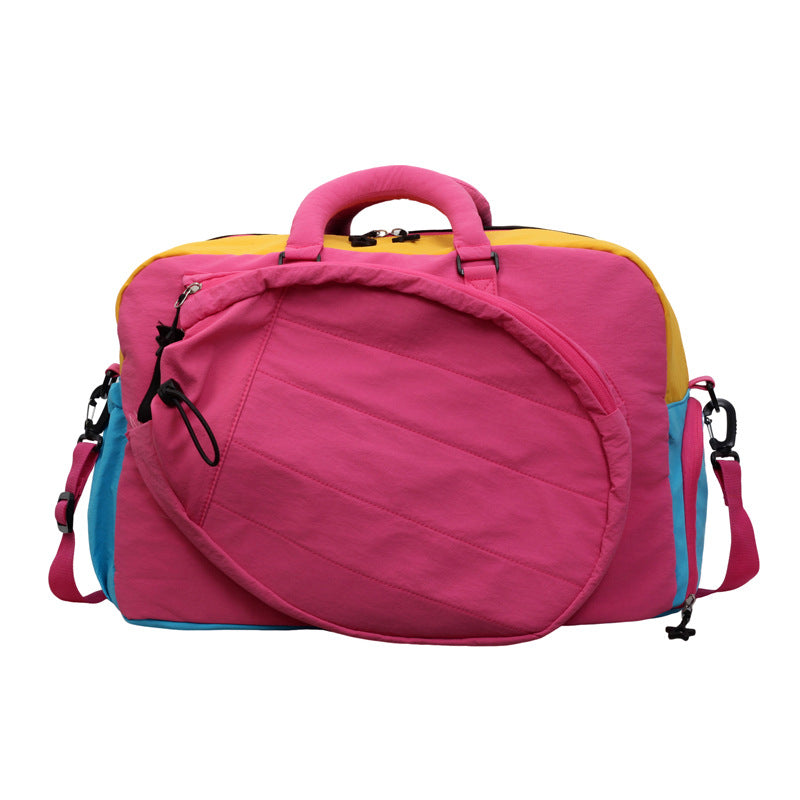 Sporty travel bag with multifunctional carrying options LoungeYard — product view 3