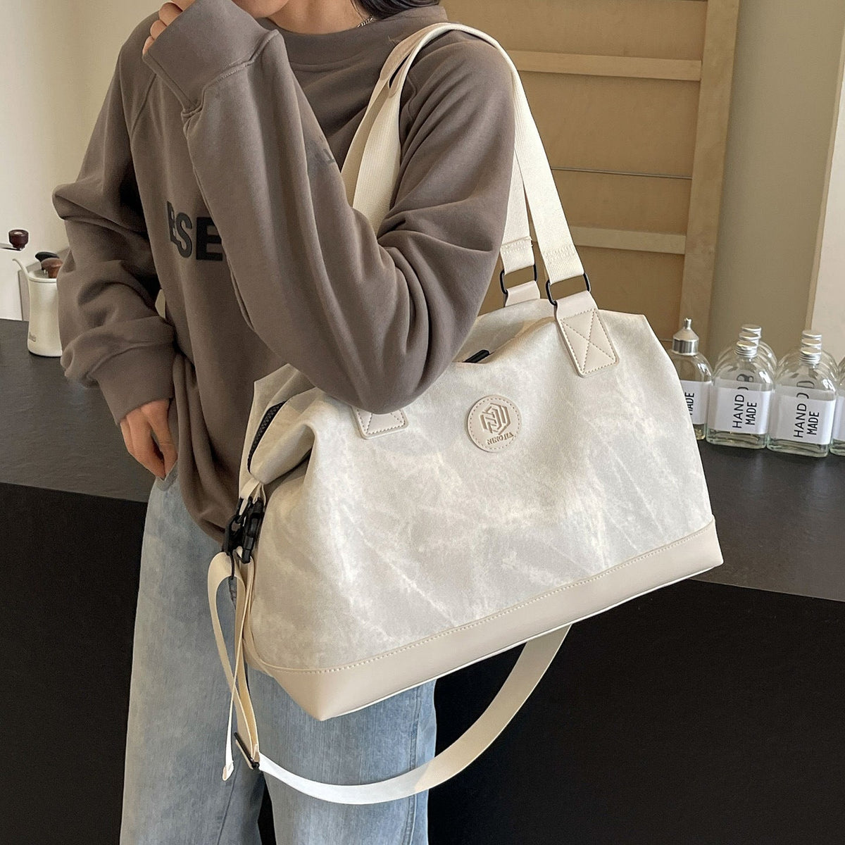 Travel Duffle Bag LoungeYard — product view 2