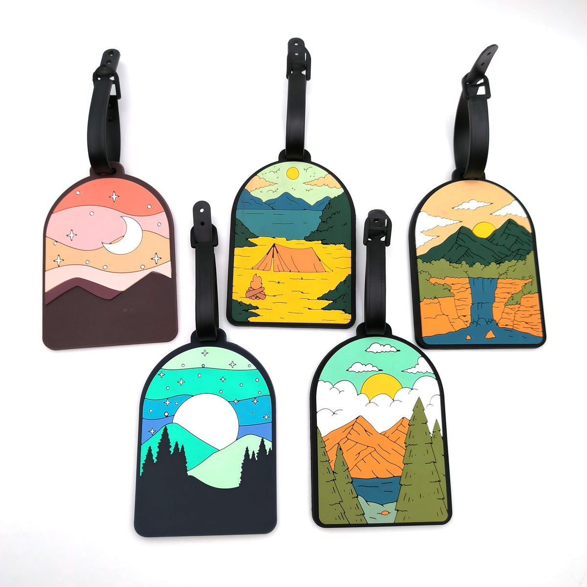 illustrated scenic silicone luggage tag LoungeYard — product view 3