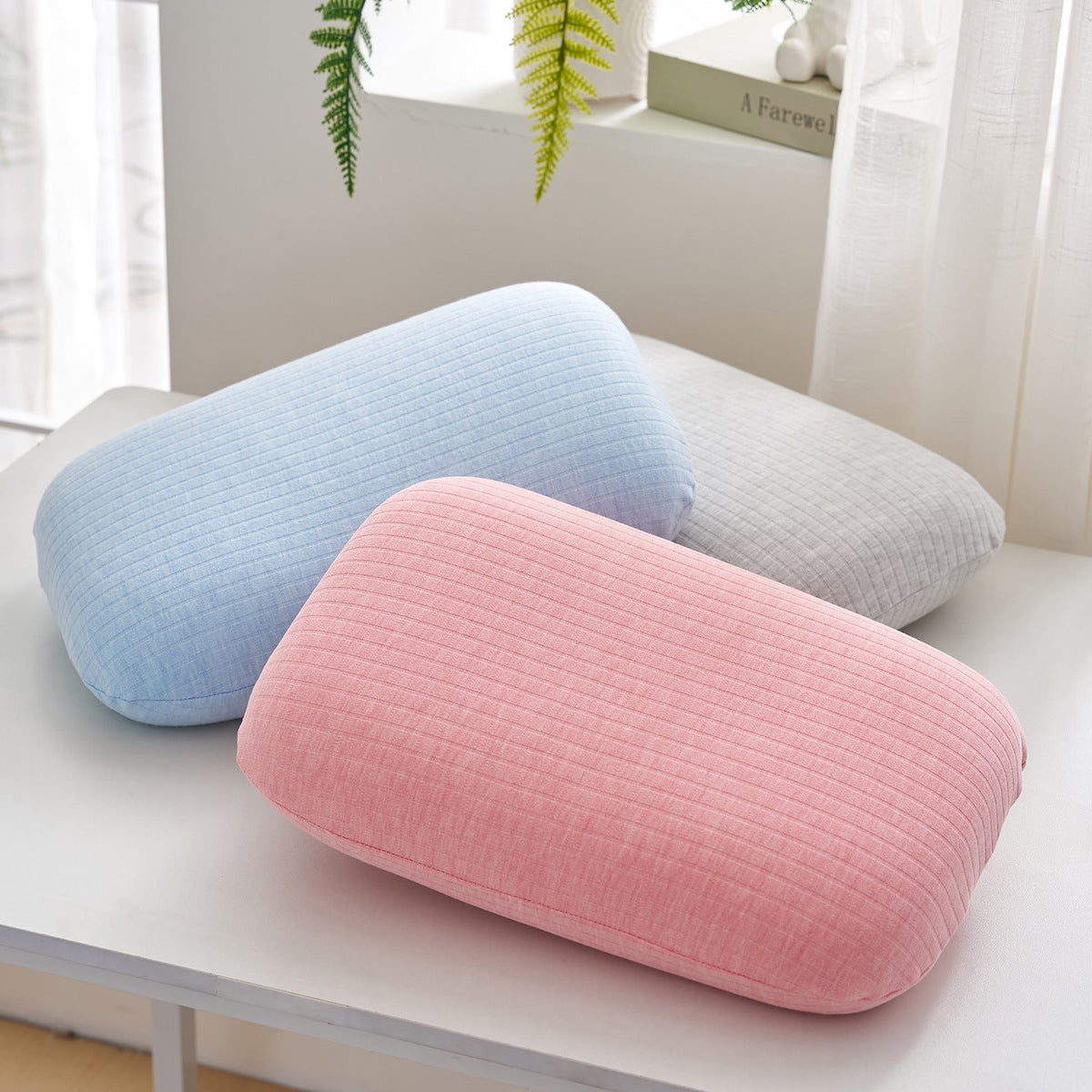 Ergonomic neck support pillow LoungeYard — product view 3