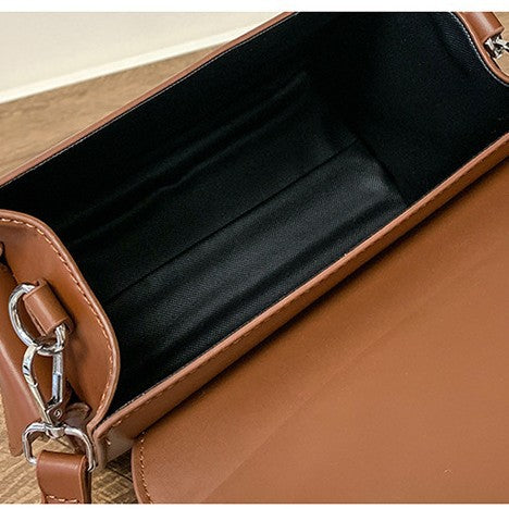 Elegant Handbag with Textured Design LoungeYard — product view 4