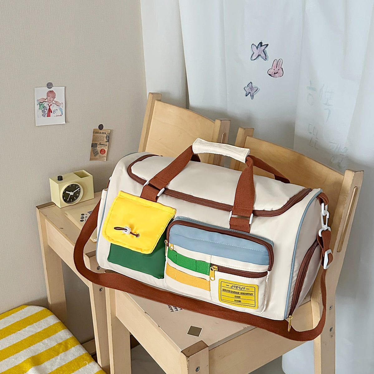 Multifunctional Sports Bag with Practical Outer Pockets LoungeYard — product view 1