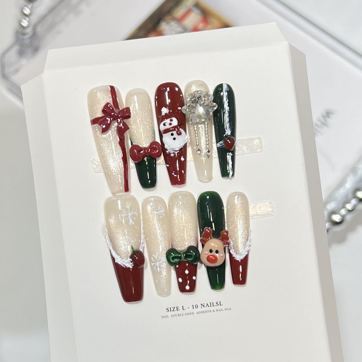 Festive Holiday-Themed Press-On Nail Set — product view 5