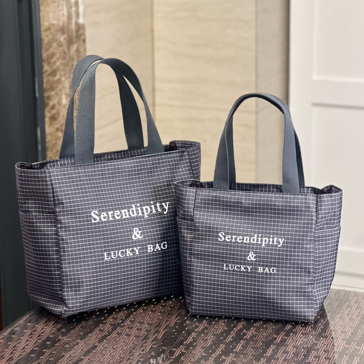 Fashionable Utility Tote Bag LoungeYard — product view 1