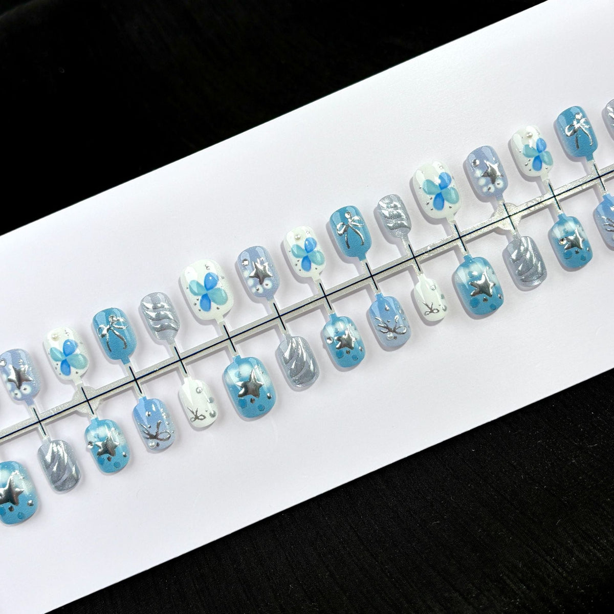 Artistic Floral Press-On Nail Collection — product view 2