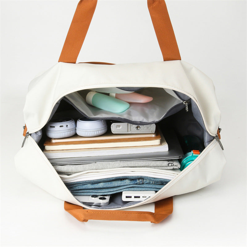 Spacious Travel Duffle Bag — product view 2
