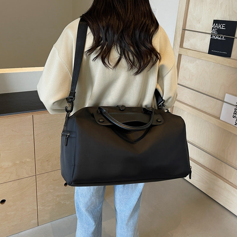 Premium Waterproof Travel Duffel Bag LoungeYard — product view 4