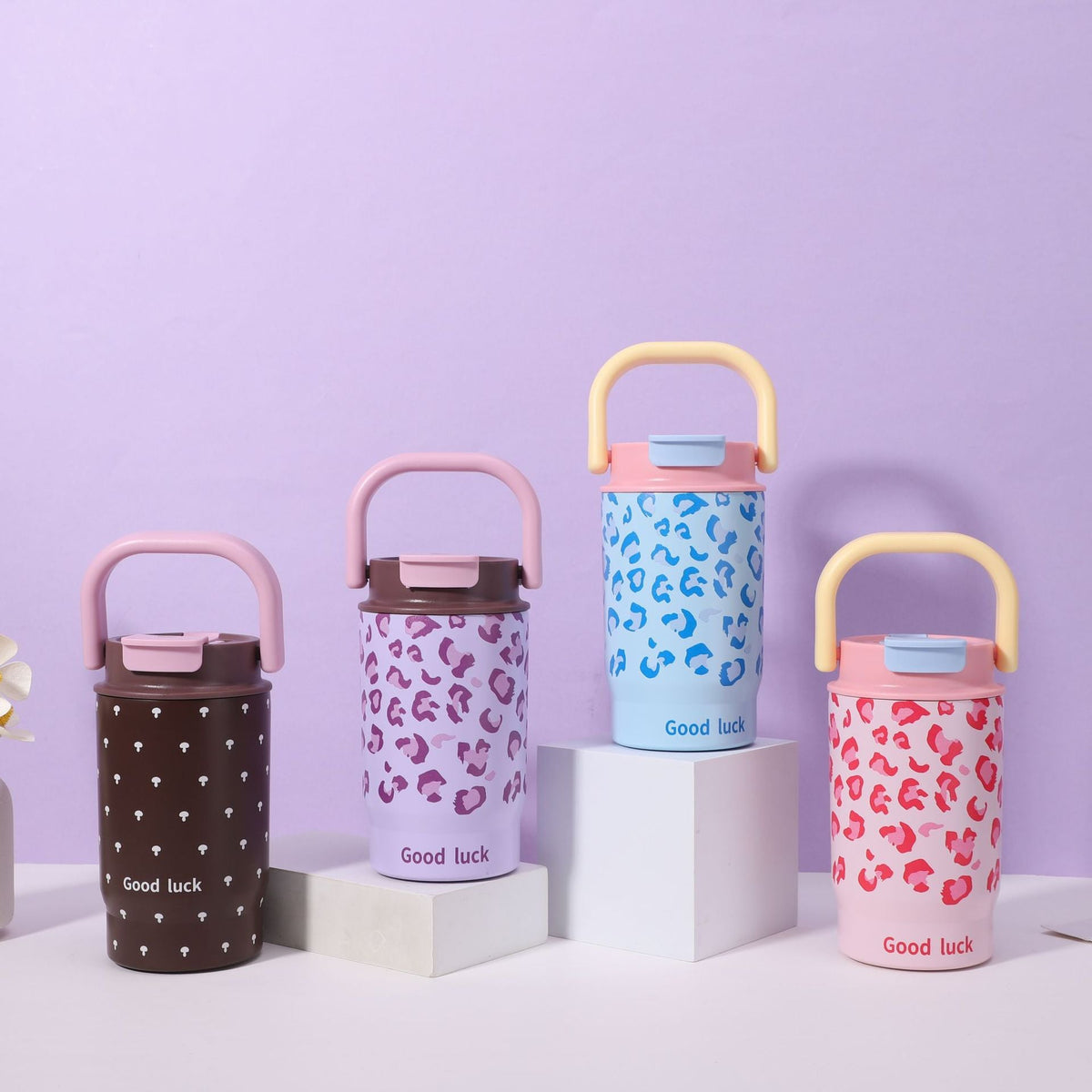 Portable Insulated Water Container LoungeYard — product view 1