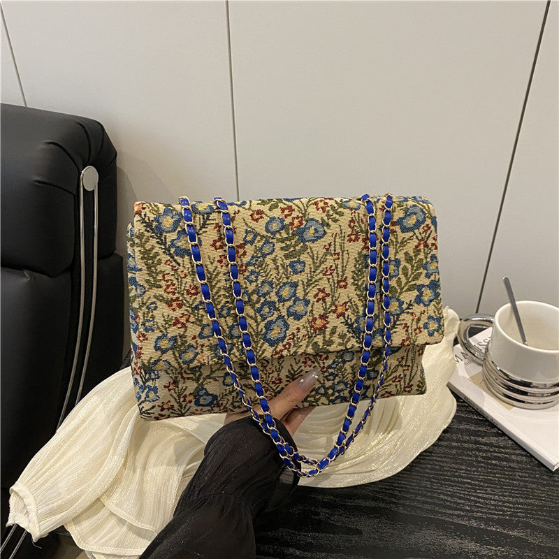 Elegant Floral Embellished Handbag LoungeYard — product view 3