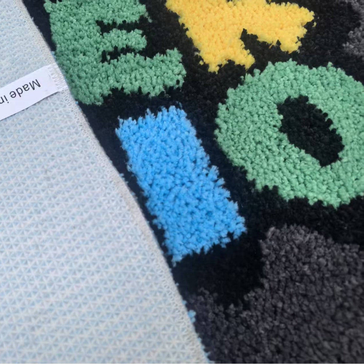 Gaming Controller-Themed Bath Mat Bowlift — product view 7